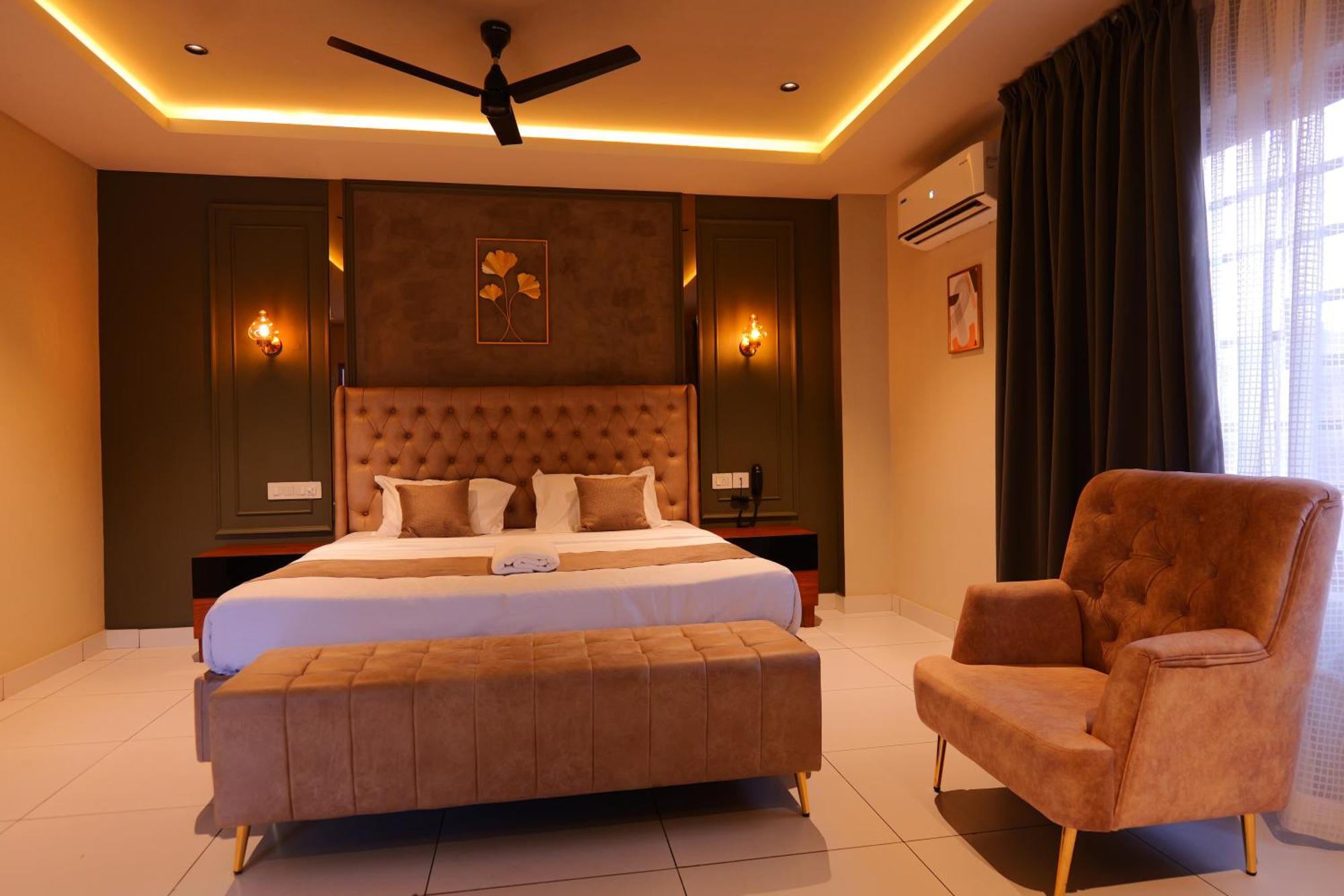 Hotel Classico International Kannangad エクステリア 写真