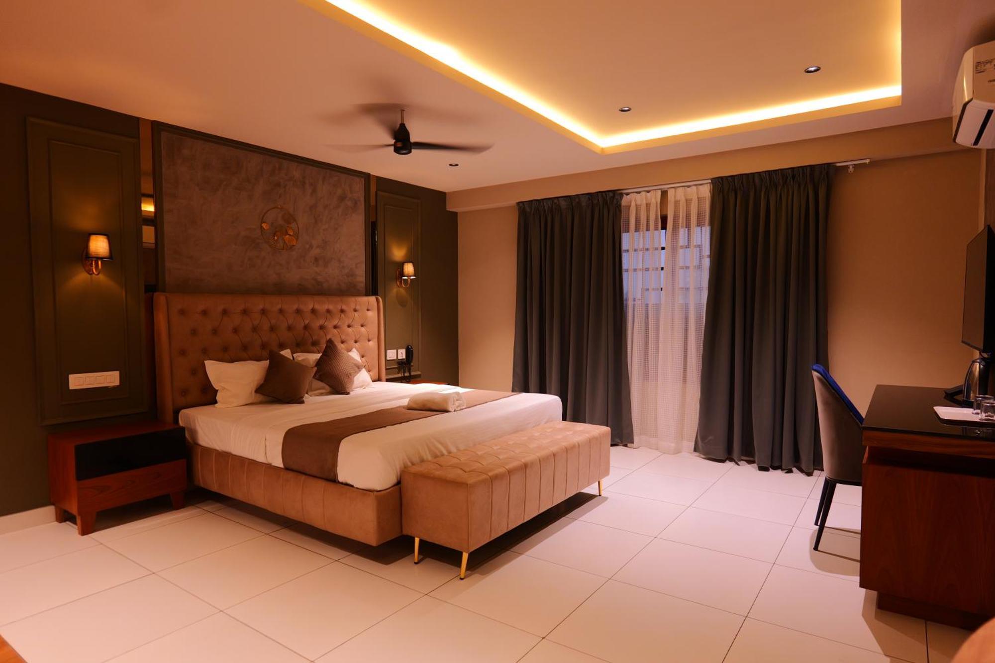 Hotel Classico International Kannangad エクステリア 写真